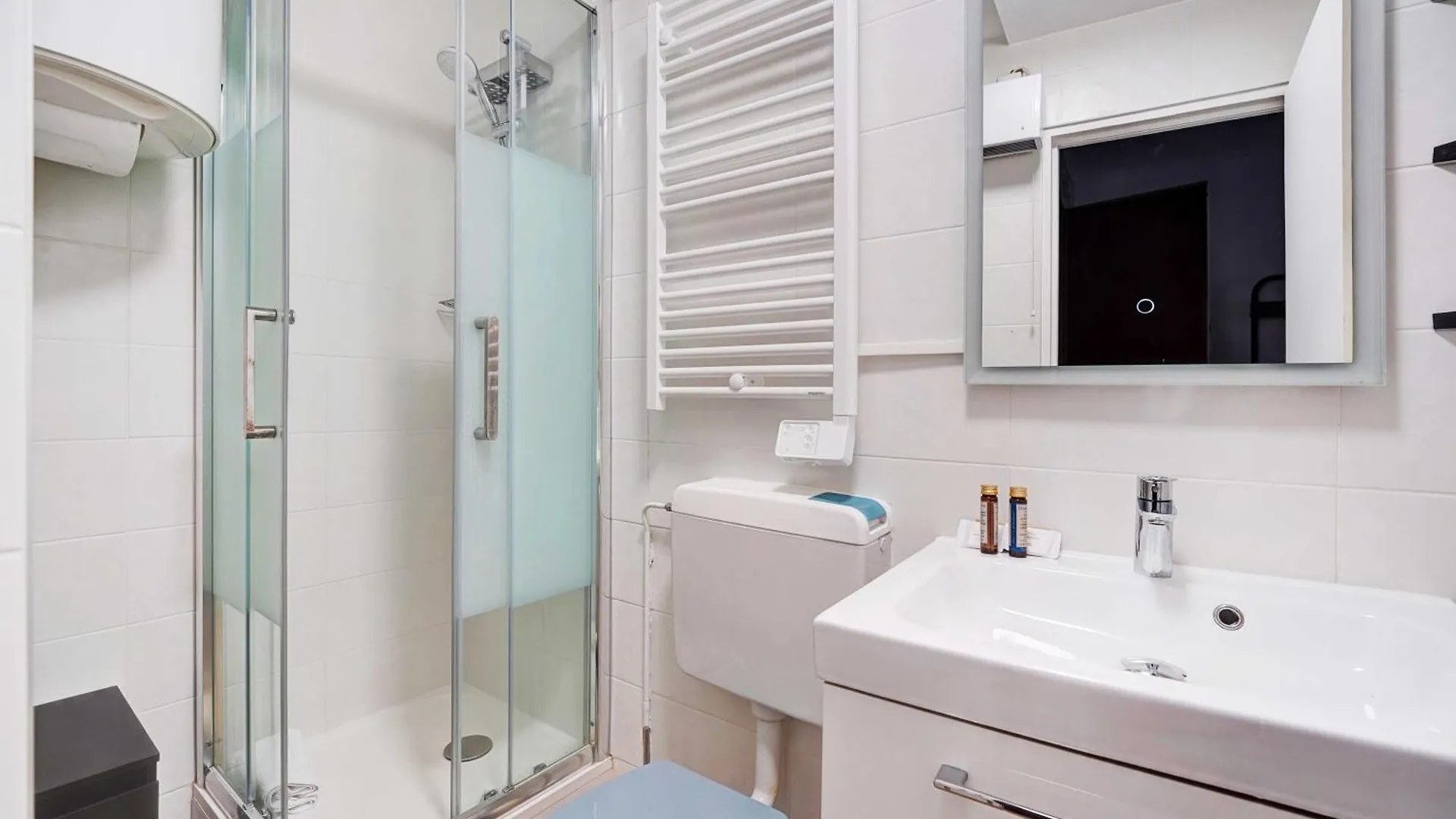 度假居 Charming Studio - 2P - Batignolles 巴黎