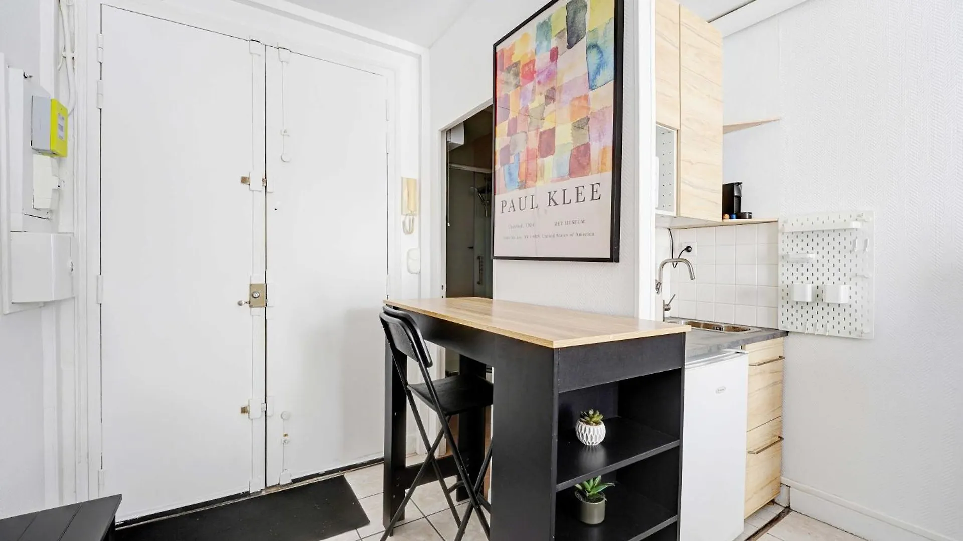 Charming Studio - 2P - Batignolles باريس بيت للعطل